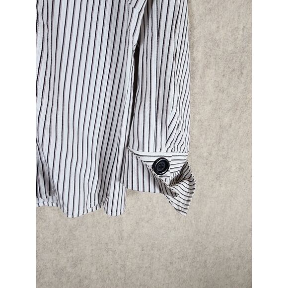 SPENSE PETITE White with Black Tan Silver Stripes Oversized Buttons Top Petite L - Picture 4 of 6